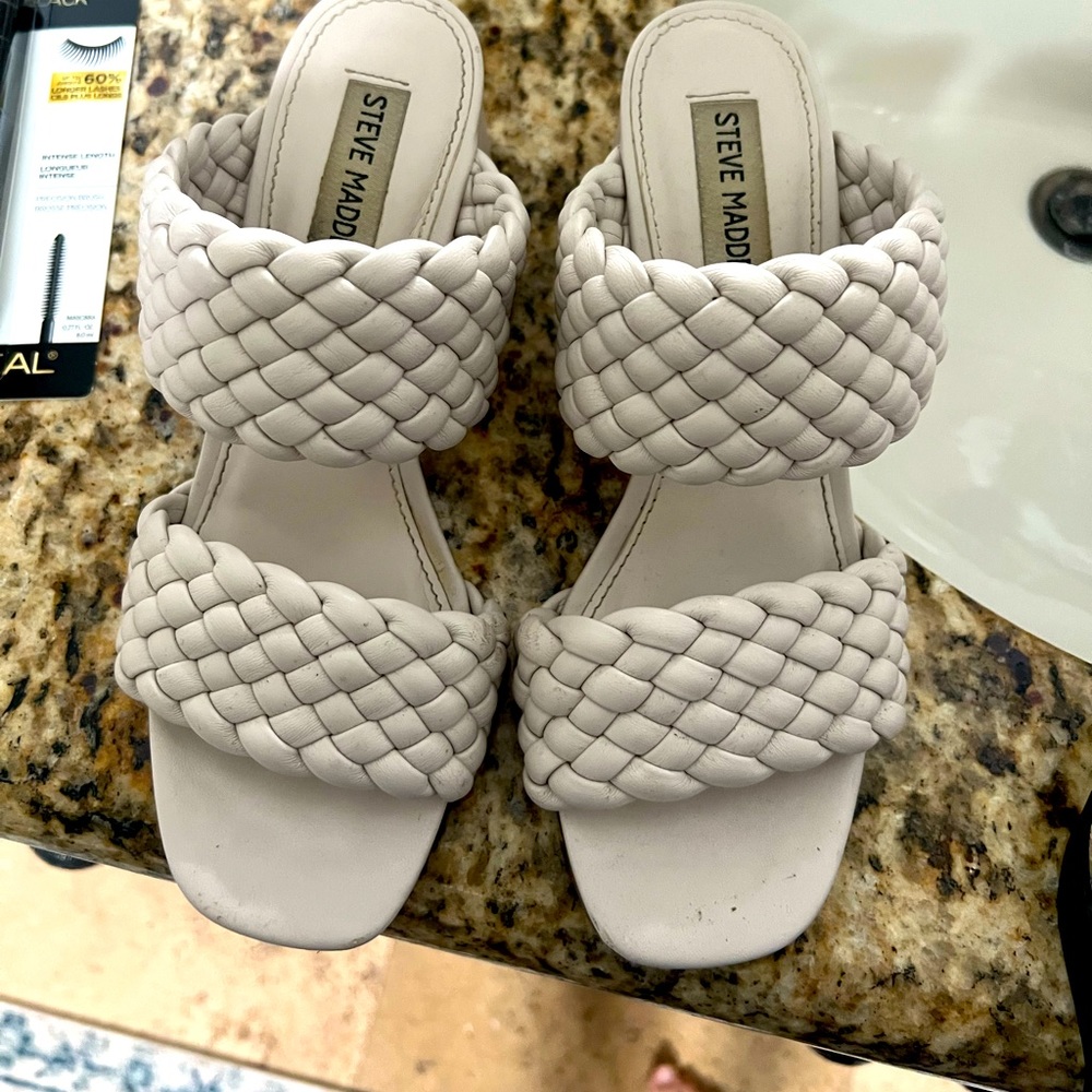 Steve Madden off white/light grey braided heal sandals
